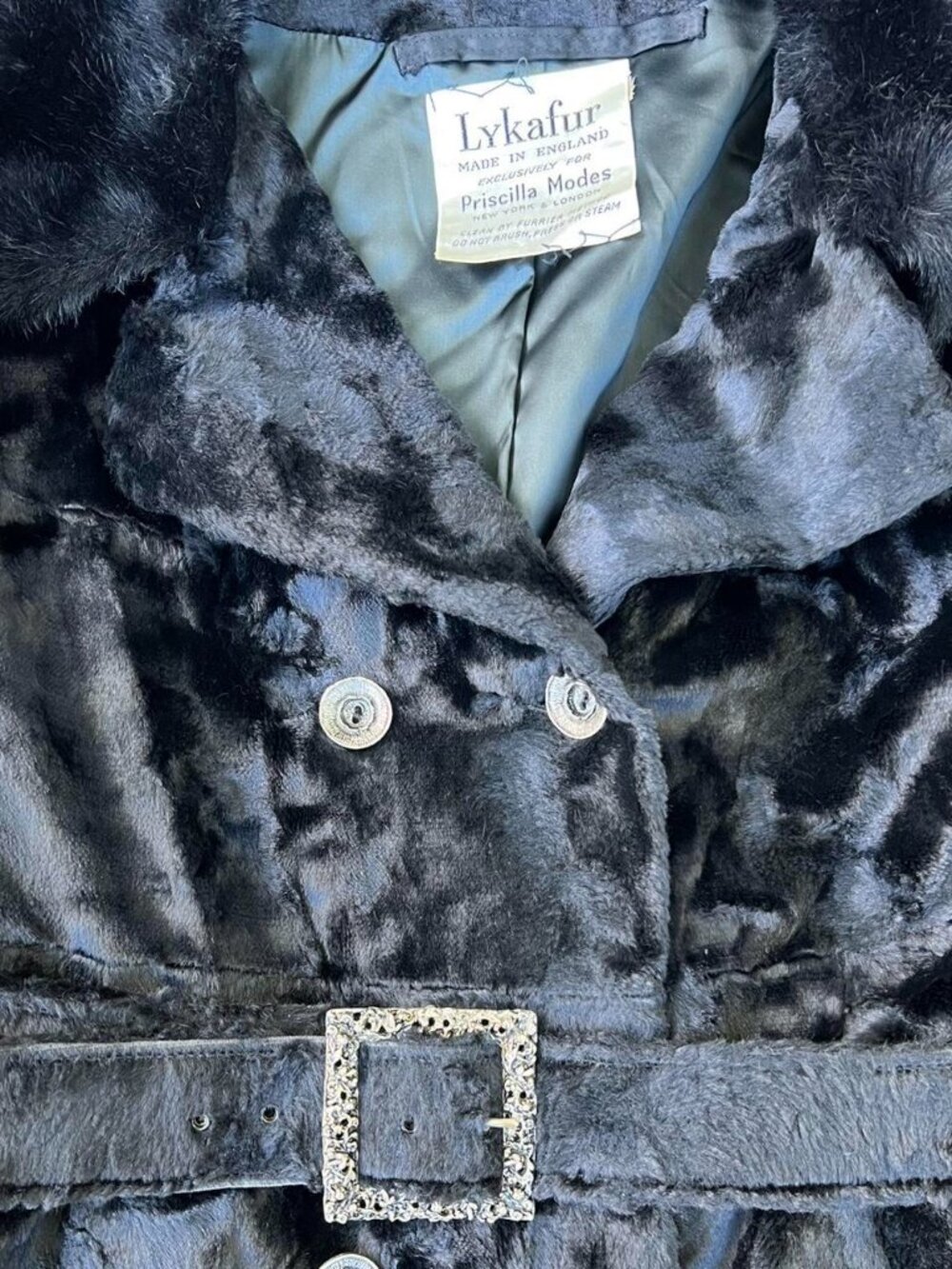 Vintage Black Lykafur Faux Fur Coat. - Picture 4 of 8